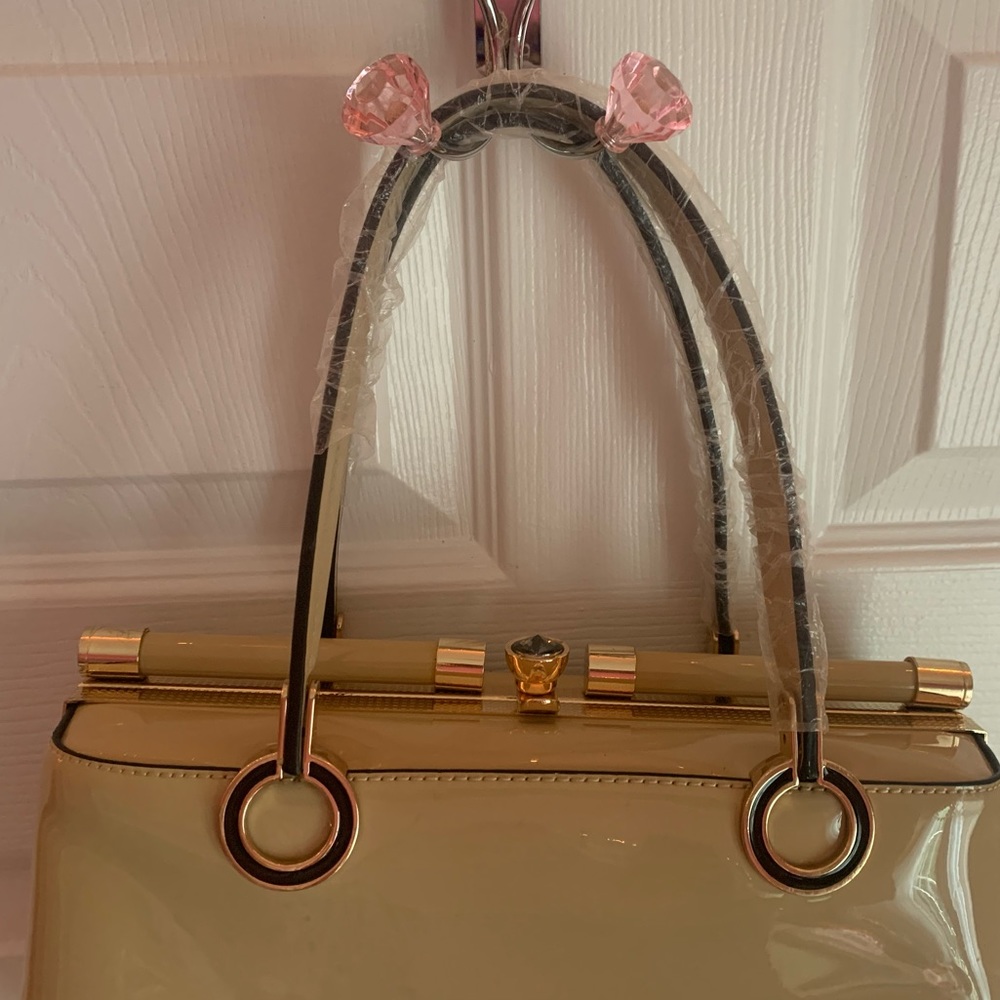 Purse - Picture 3 of 7